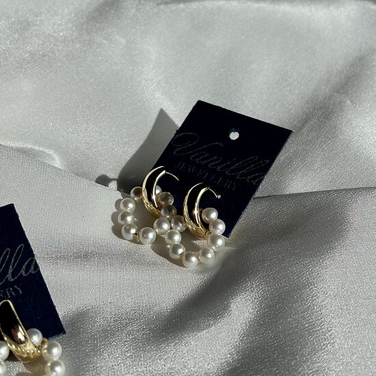 Pearl Hoop Earrings - Ring